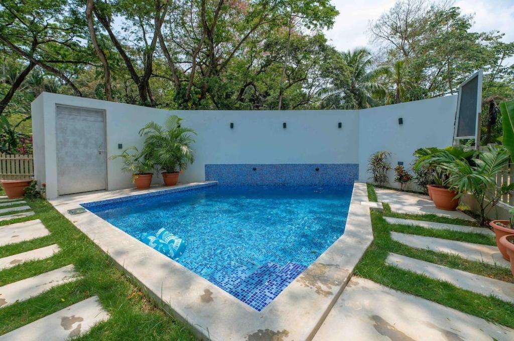 Cozy Beach Villa At The Shores 5 Minutes From The Beach West End Exterior foto