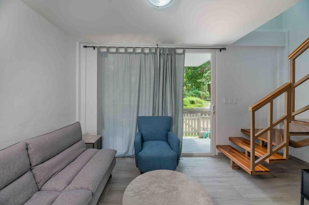 Cozy Beach Villa At The Shores 5 Minutes From The Beach West End Exterior foto